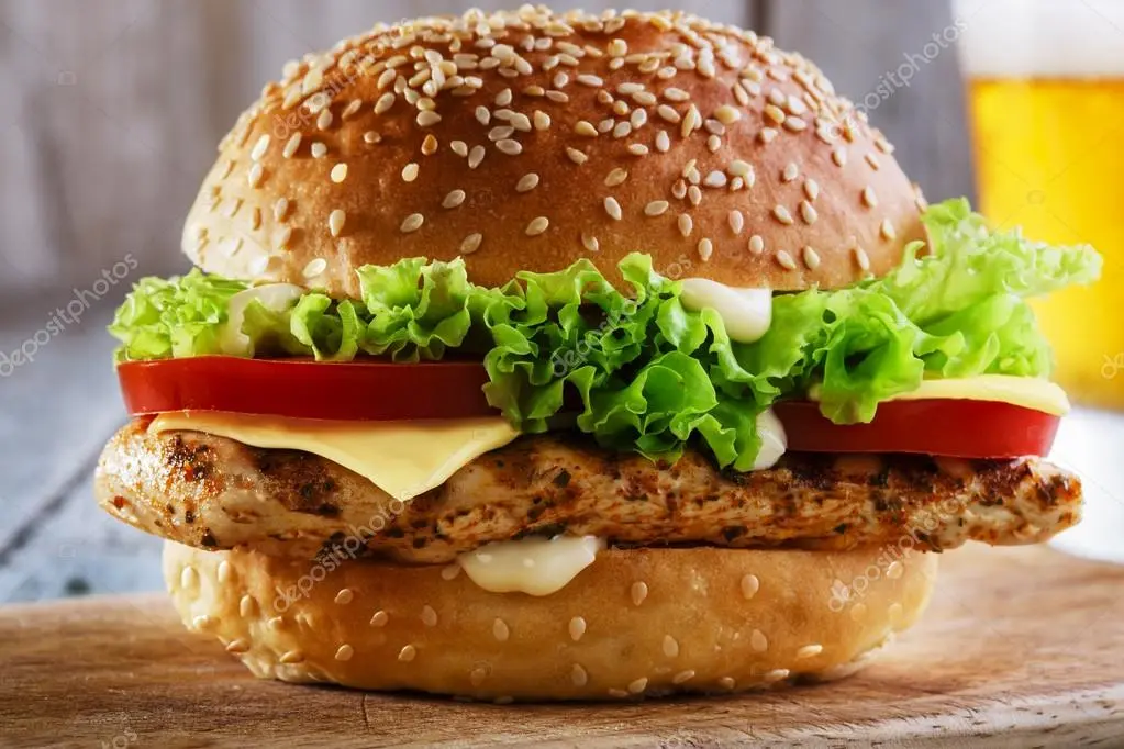burger-with-grilled-chicken-and